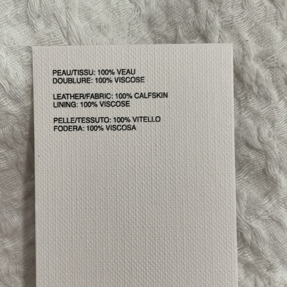 100% authentic Celine Wallet on a Chain 100% Calfskin leather. Color NAVY BLUE - Picture 9 of 9